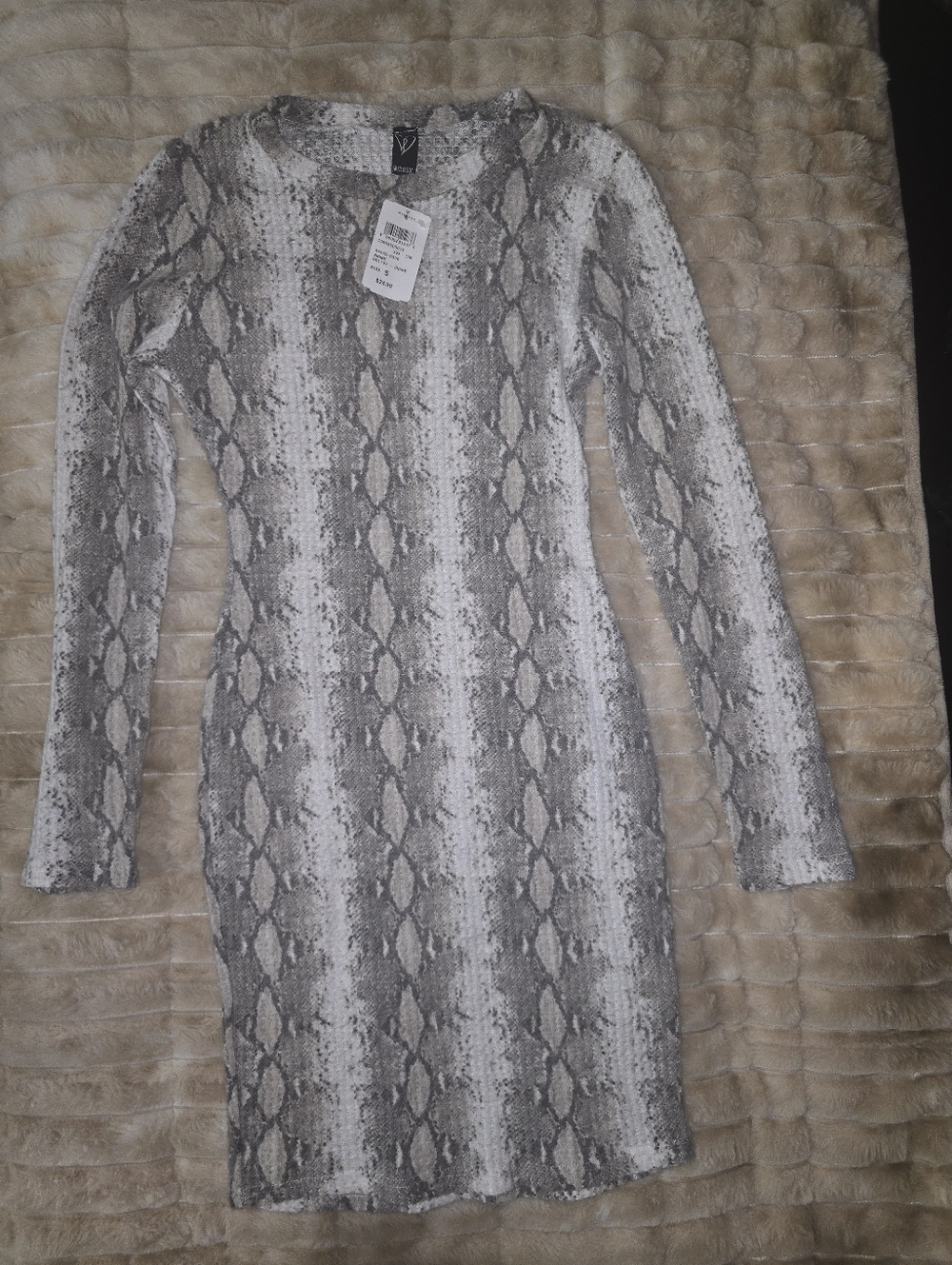 Windsor Gray Snake-Print Long Sleeve Knit Dress